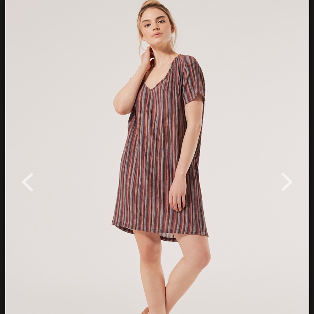 Pact striped “Crush Easy” dress with pockets - Size Medium